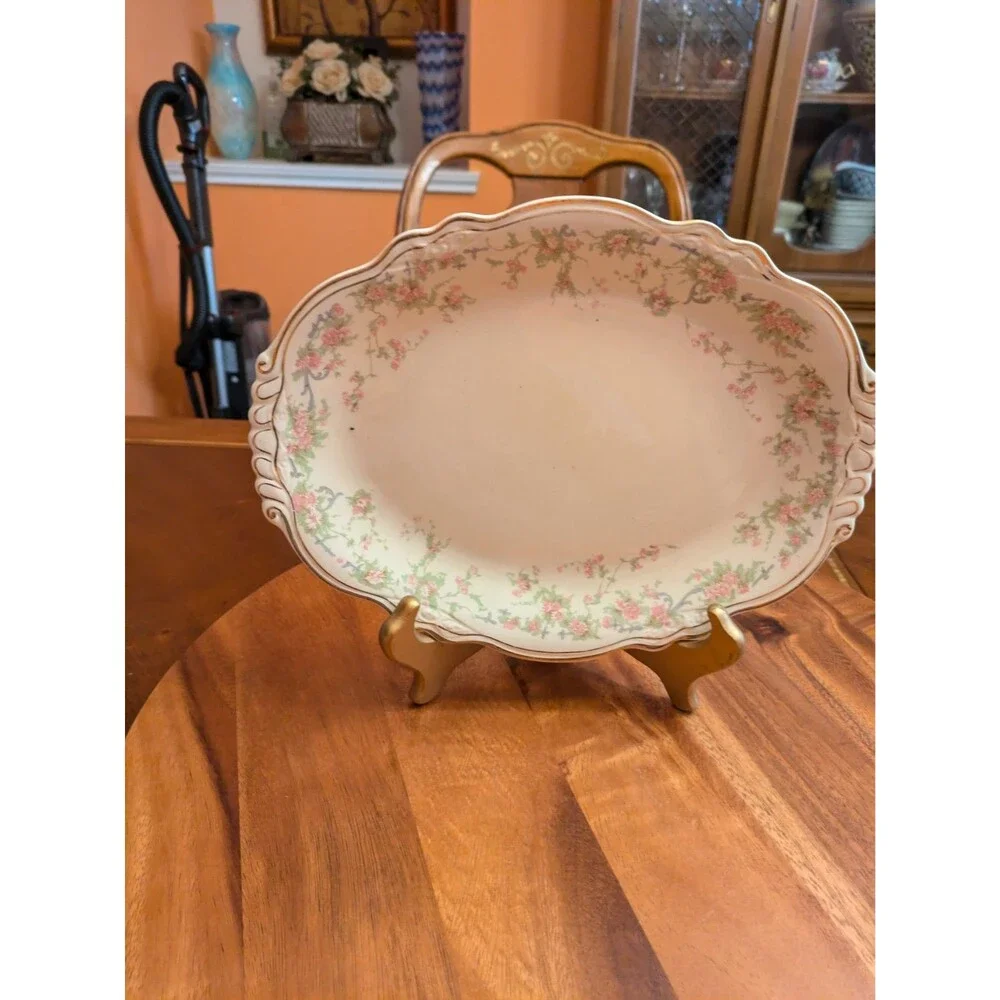 Homer Laughlin~Oval Serving Bowl Virginia Rose w/Gold Trim Vintage 13